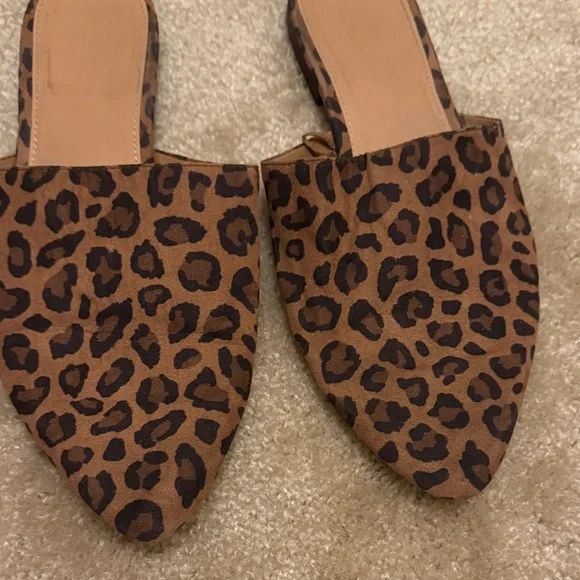 Leopard Print Women's Mules - Picture 3 of 7